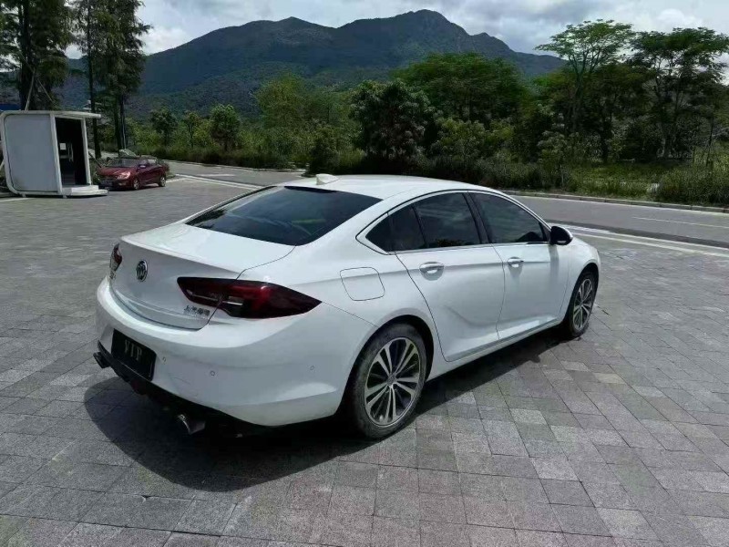 广州18年别克君威7