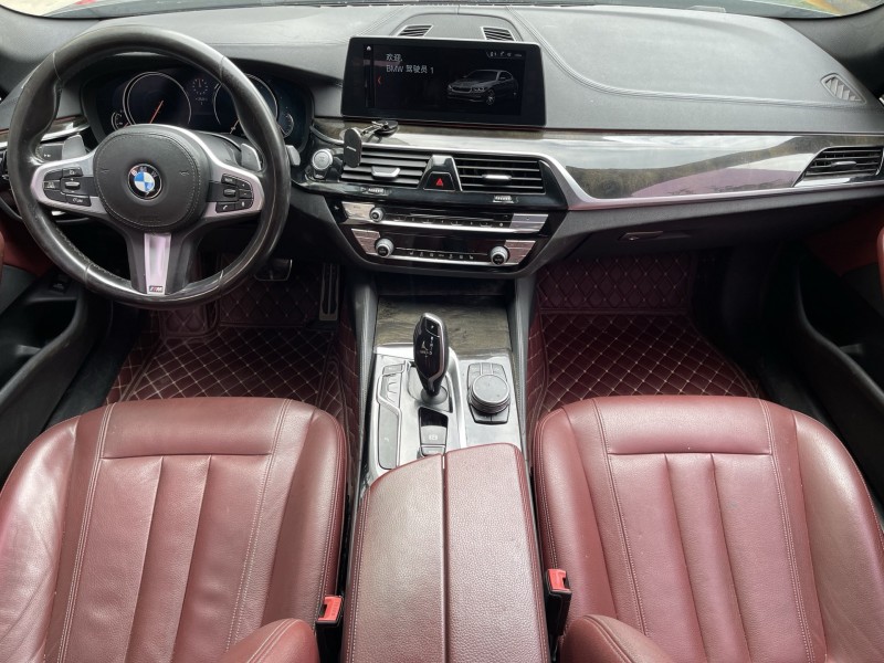 济宁18年宝马5系5