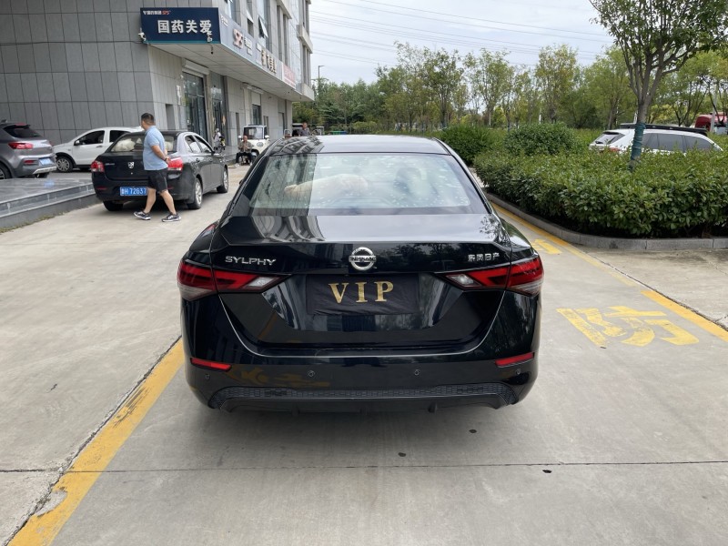 济宁22年日产轩逸9