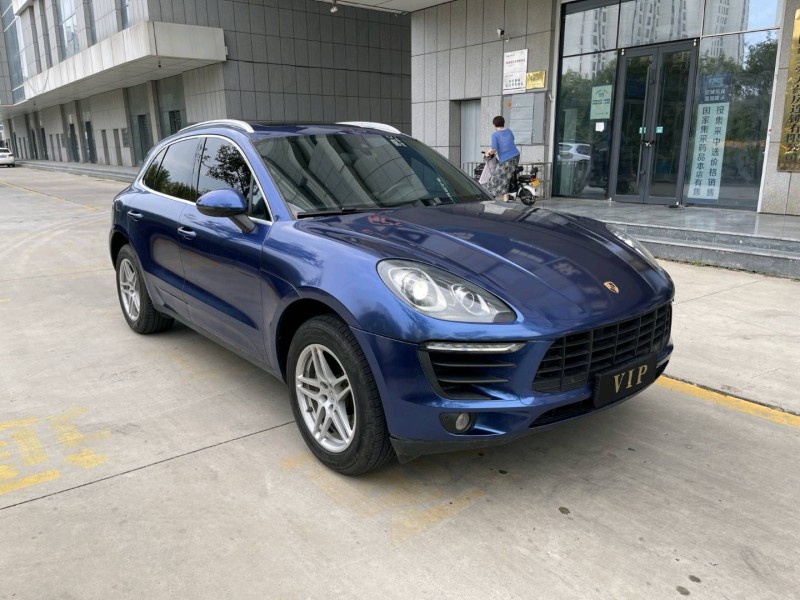 济宁17年保时捷Macan3