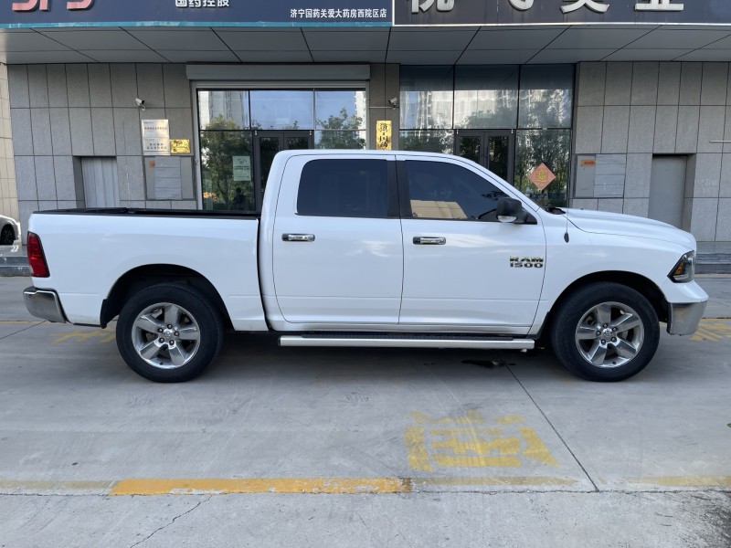 济宁14年道奇公羊8