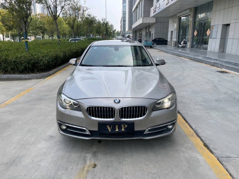 济宁17年宝马5系1