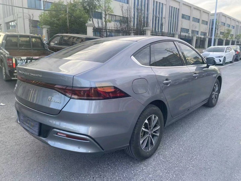 娄底24年比亚迪秦8