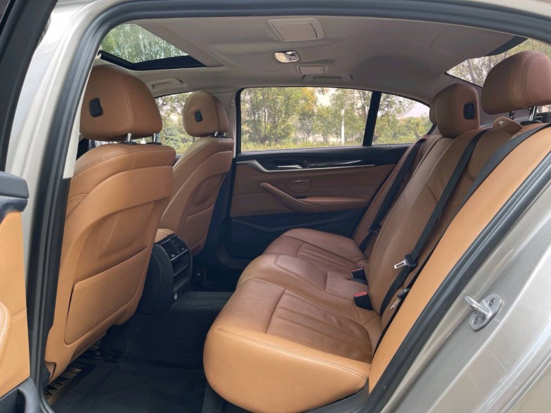 济宁18年宝马5系6