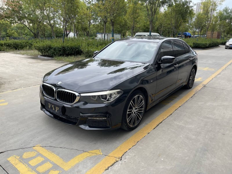 济宁18年宝马5系4