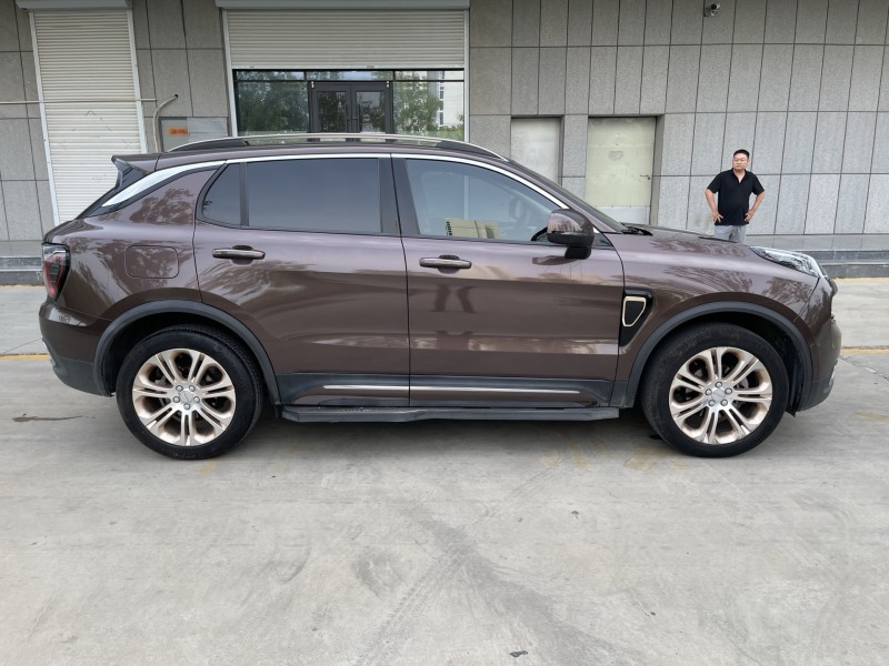 济宁18年领克018