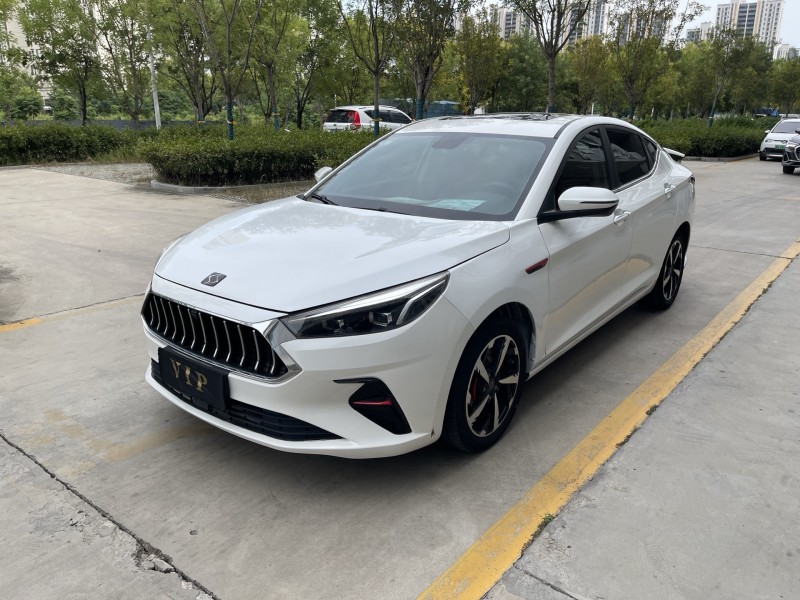 济宁21年江淮思皓3