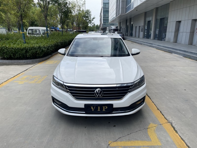 济宁21年大众朗逸1