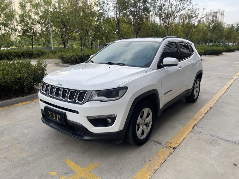 济宁18年Jeep指南者2