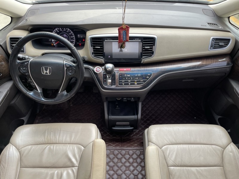 济宁17年本田奥德赛4