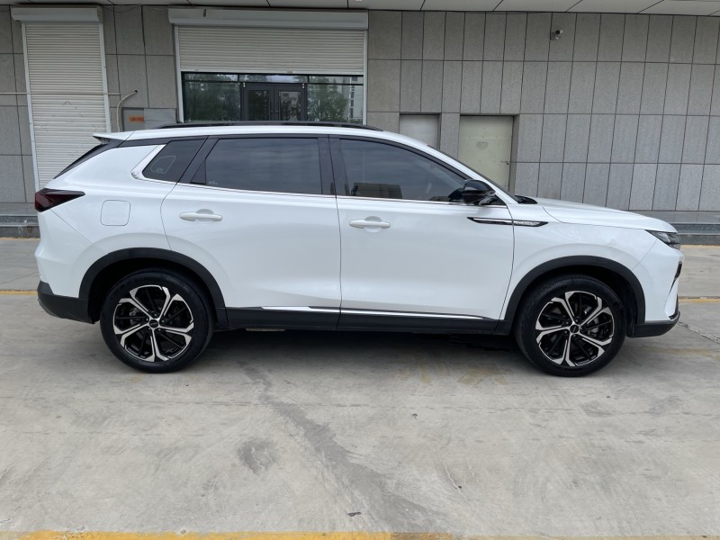 济宁22年东风风神5