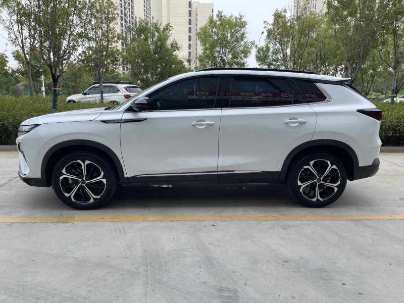 济宁22年东风风神9