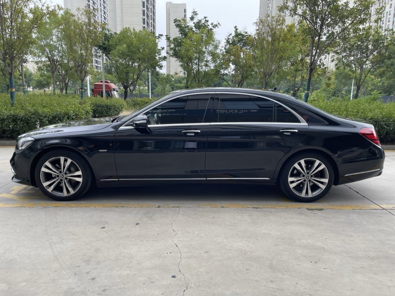 济宁20年奔驰S4