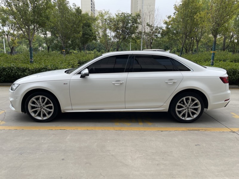 济宁18年奥迪A4L7