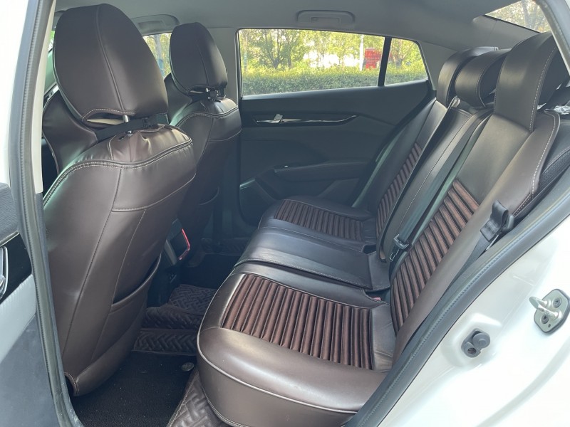 济宁21年东风奕炫6