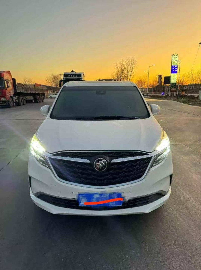 枣庄21年别克GL81