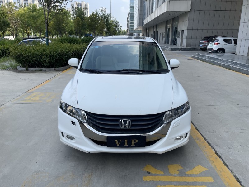 济宁11年本田奥德赛1