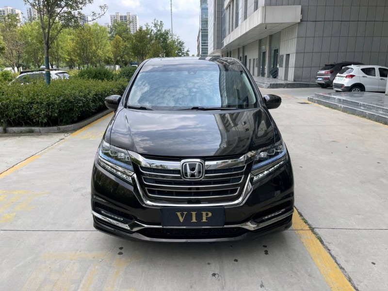 济宁21年本田艾力绅1