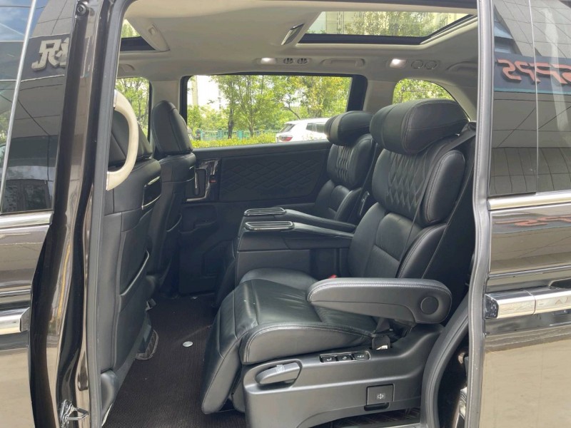 济宁21年本田艾力绅5