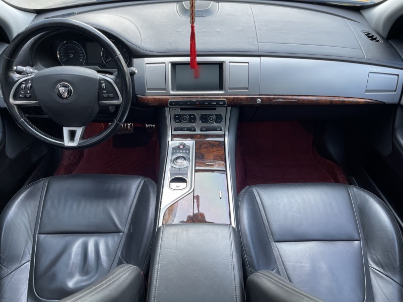 济宁15年捷豹XF5