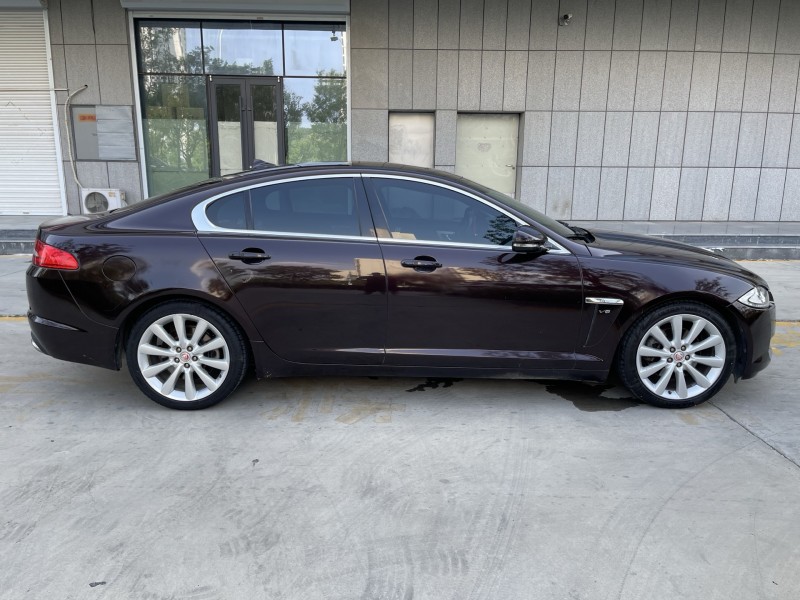 济宁15年捷豹XF9