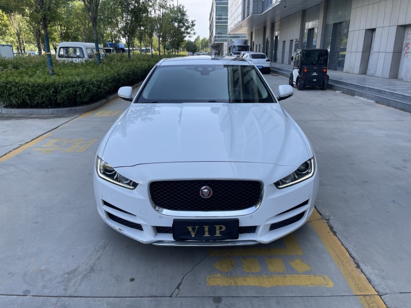 济宁18年捷豹XEL1