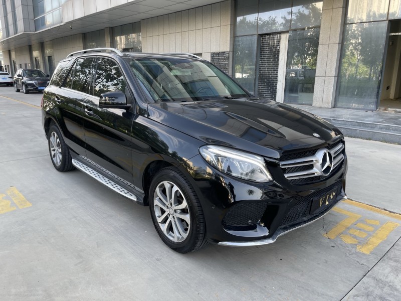 济宁16年奔驰GLE5