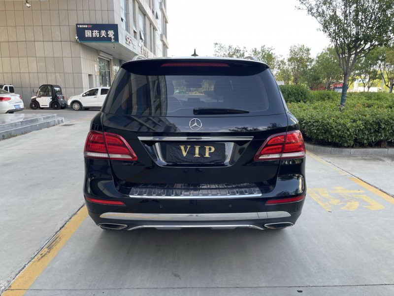 济宁16年奔驰GLE9