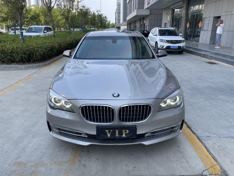 济宁13年宝马7系1