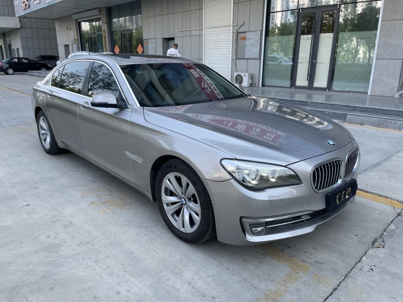 济宁13年宝马7系3