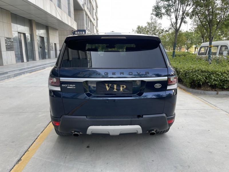 济宁14年路虎揽胜运动9