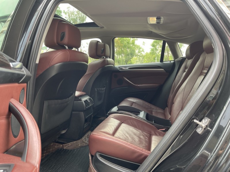 济宁12年宝马X66