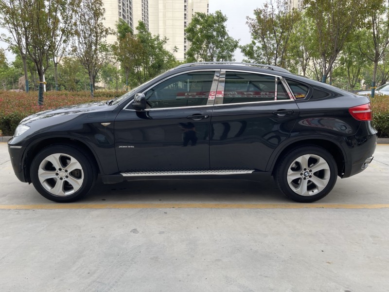 济宁12年宝马X68