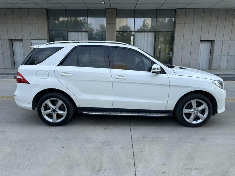 济宁15年奔驰ML7