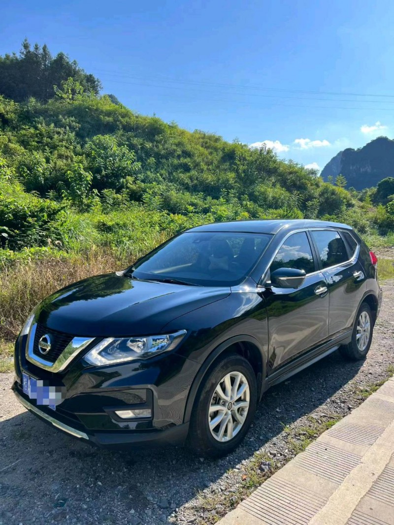 贵港20年日产奇骏3