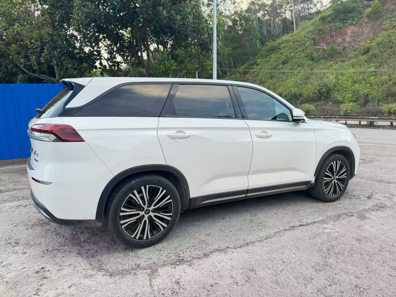 柳州21年长安汽车欧尚8