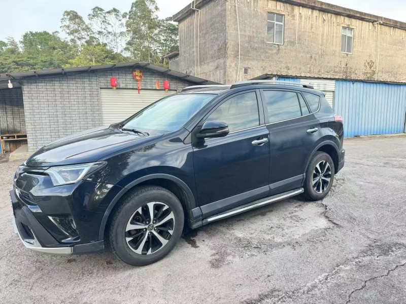 柳州17年丰田RAV4荣放3
