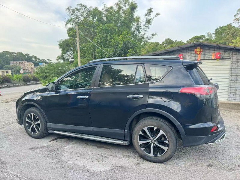 柳州17年丰田RAV4荣放7