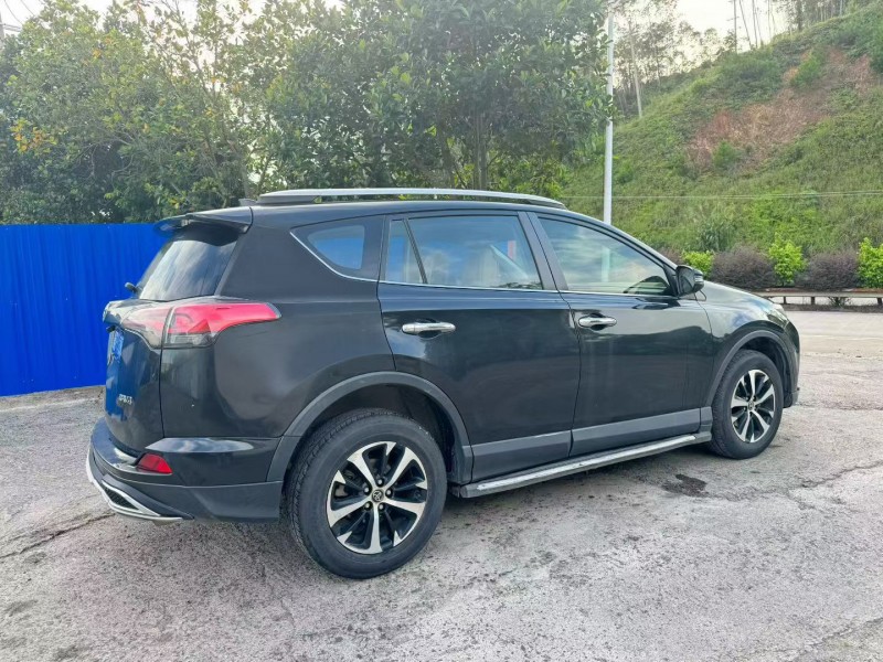 柳州17年丰田RAV4荣放8