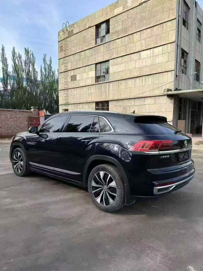 金昌21年大众途昂9