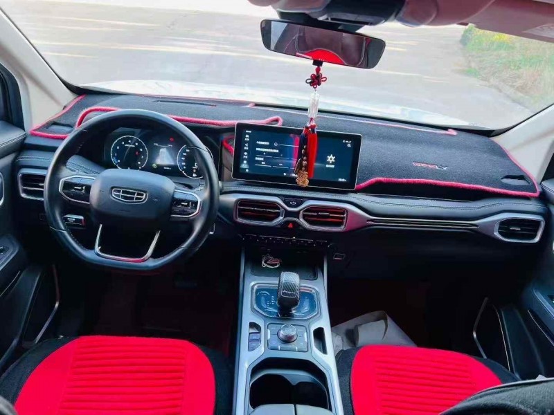 青岛21年吉利豪越7