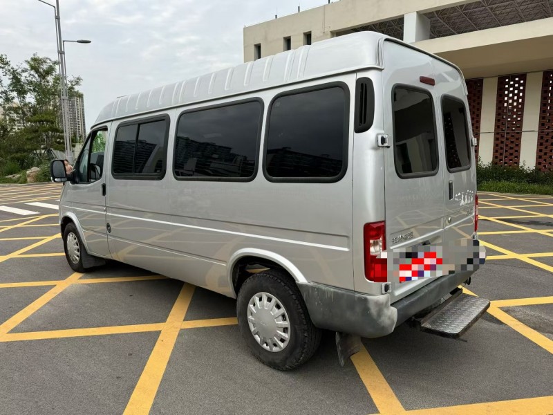 济宁18年江铃特顺8