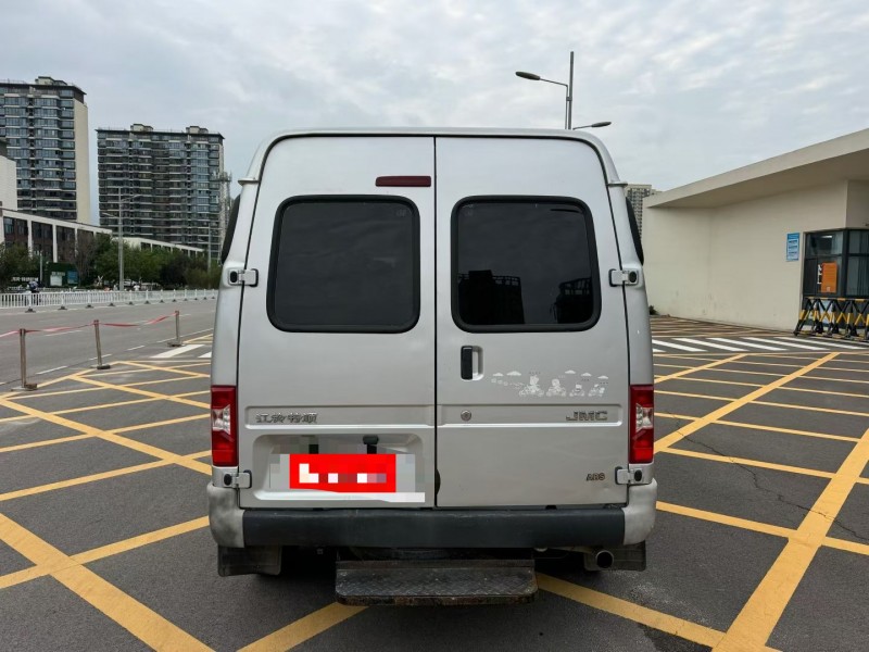 济宁18年江铃特顺9