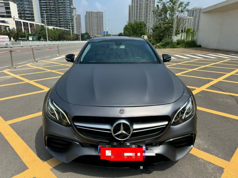 济宁18年奔驰E1