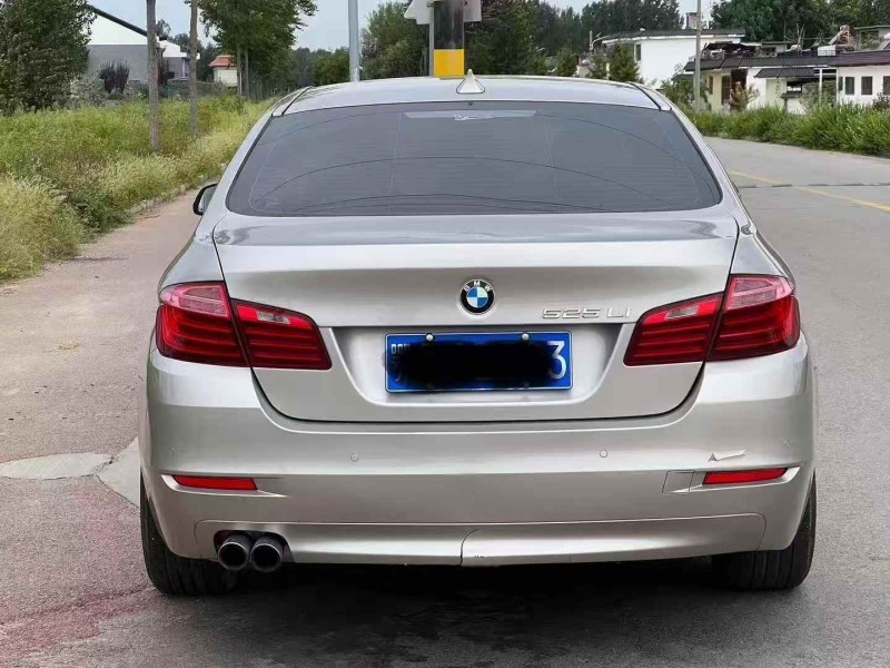 东营16年宝马5系9