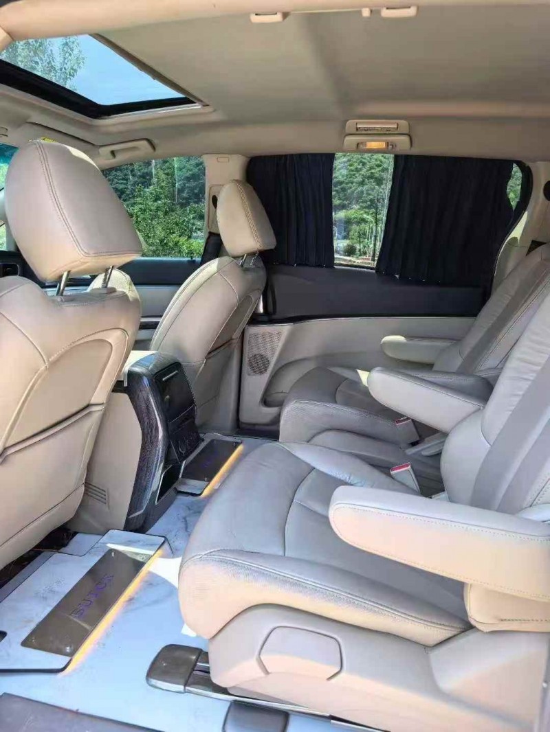 承德17年别克GL88