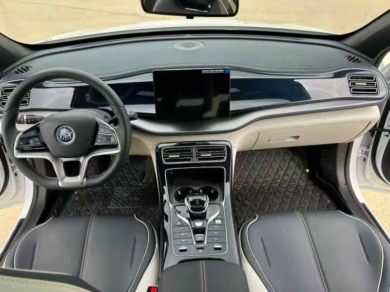 唐山25年比亚迪秦4