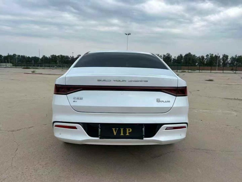 唐山25年比亚迪秦9