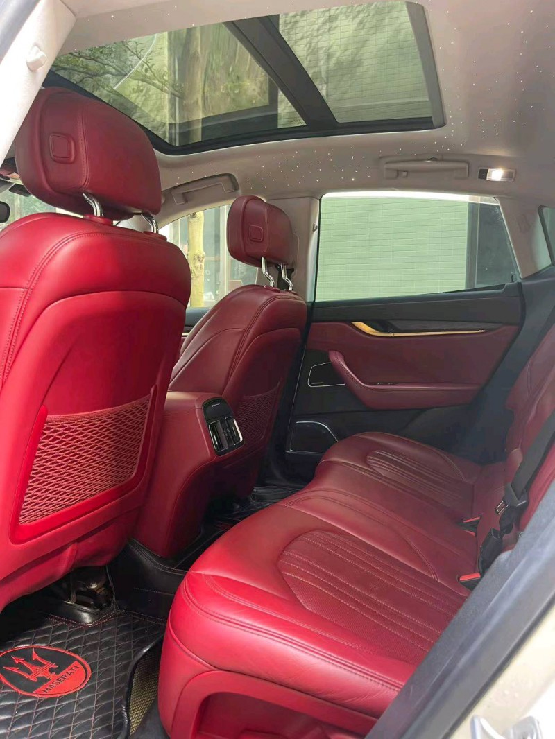 广州17年玛莎拉蒂Levante9