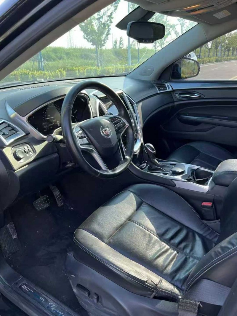 宿迁16年凯迪拉克SRX6